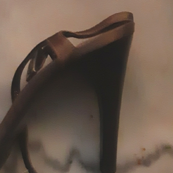 Gucci metallic PEWTER pumps size 8 made in Italy - Picture 7 of 8